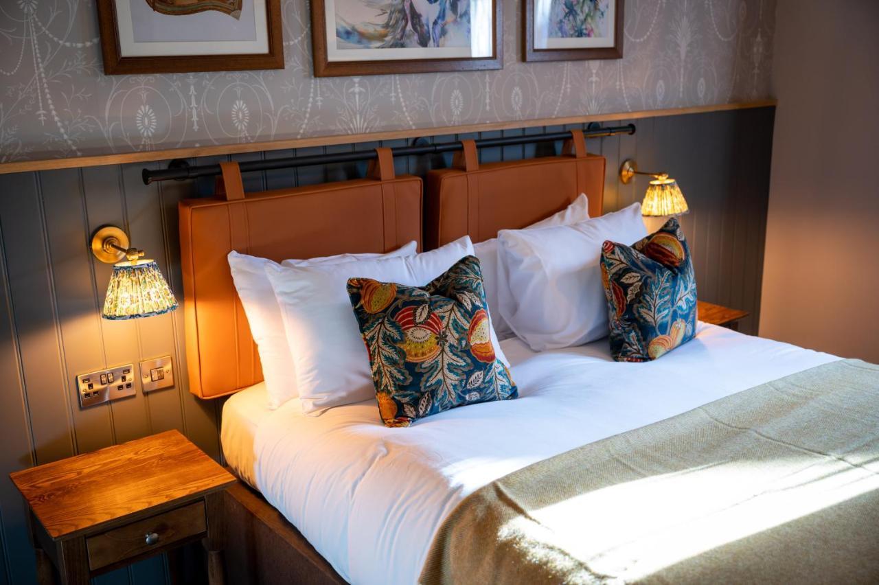Ely Hotel By Chef & Brewer Collection Camberley Exterior photo